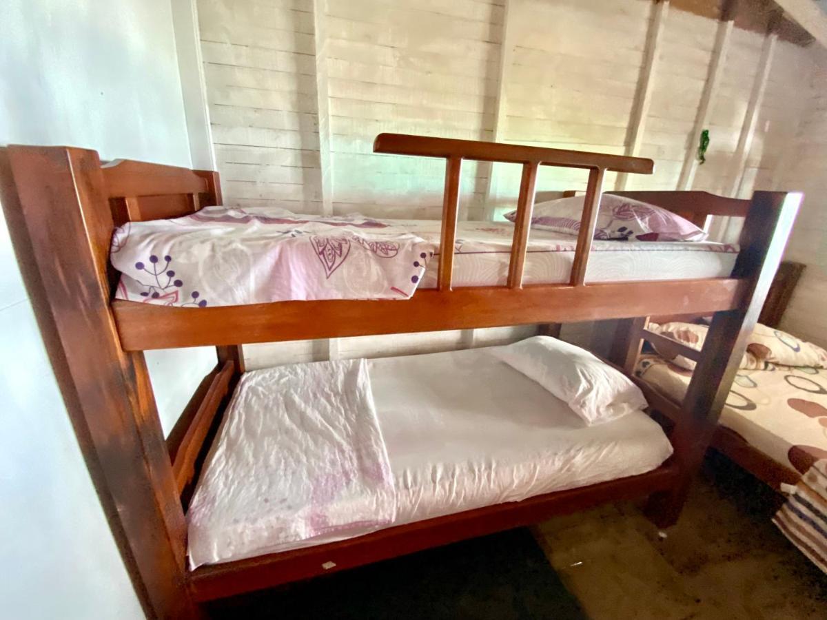 Hostal Paraiso Isla Mucura Cameră foto