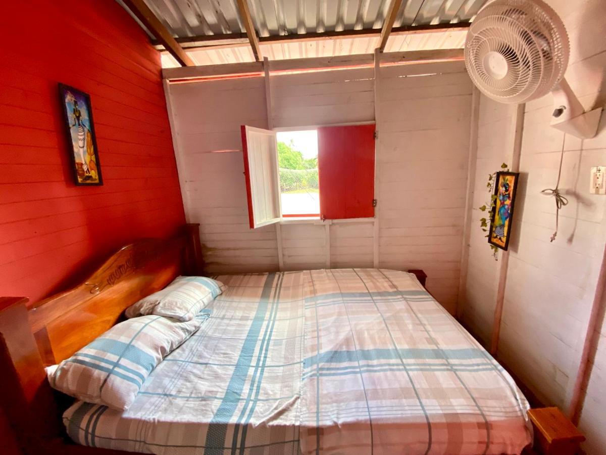 Hostal Paraiso Isla Mucura Cameră foto